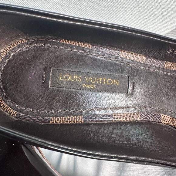 Louis Vuitton Patent leather heels 35 1/2 - Picture 5 of 9